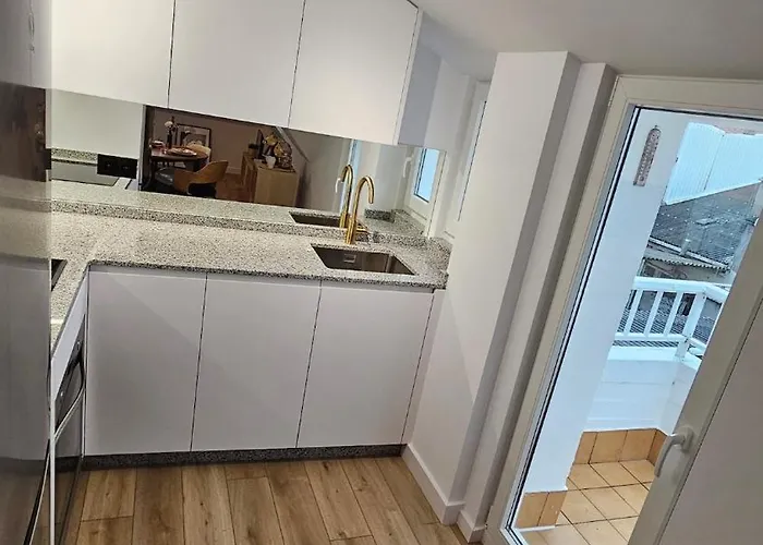 Apartment Acogedor En La Plaza Del Concello Carballo